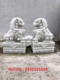 Tượng lân sư bằng đá cao 70cm