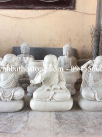 Tượng chú tiểu đá trắng nguyên khối