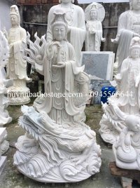 Tượng Bồ Tát Quán Thế Âm cưỡi rồng