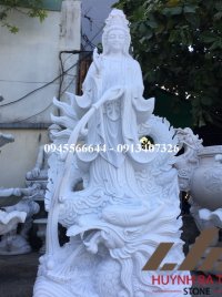 Tượng Phật Bà Quan Âm đứng rồng