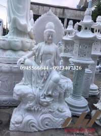 Tượng Phật Quan Âm tự tại