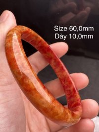 Vòng đeo tay ngọc  Cẩm Thạch Huyết liền khối tự nhiên 