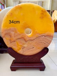 Đồng tiền đá ngọc Hoàng long 34cm.