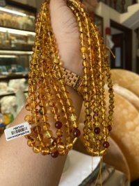 Chuỗi vòng hổ phách hoa 108v 7li tự nhiên 