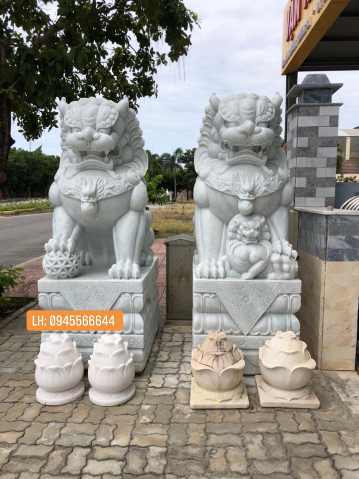 tượng kỳ lân bằng đá trắng cao 2.2m