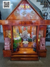 Kỳ lân đá đỏ đặt 2 bên Thần Tài